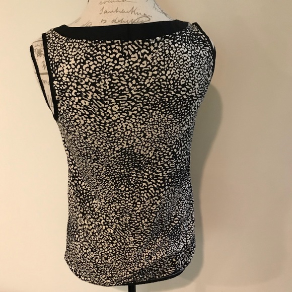 2 LOFT Tops - Picture 7 of 8